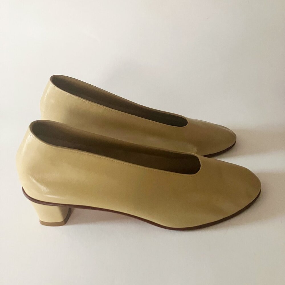 Martiniano High Glove Slip-on pump